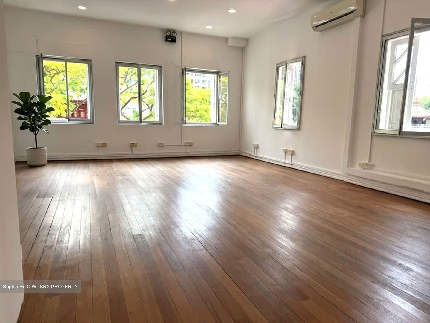 Telok Ayer Street (D1), Office #568724931